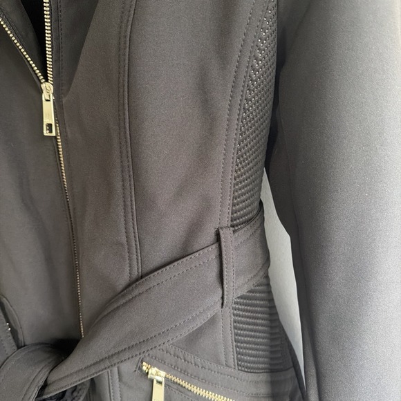 Guess Soft shell Black Women's Lightweight Hooded Jacket With Belt  Size M - Picture 5 of 16